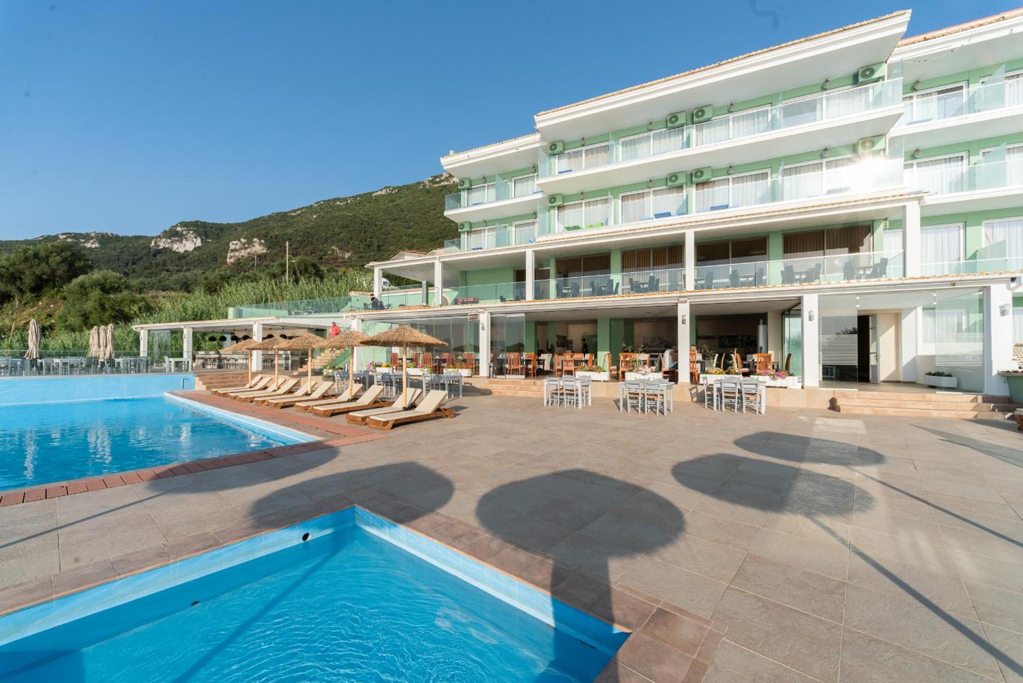 Corfu Maris Bellos Benitses  Exteriör bild