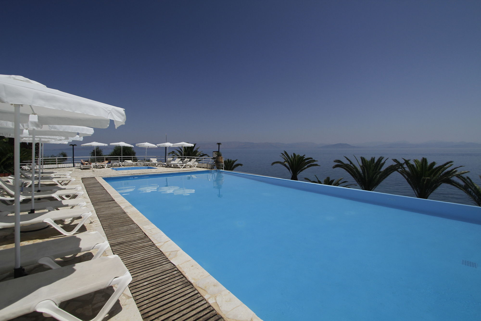Corfu Maris Bellos Benitses  Exteriör bild